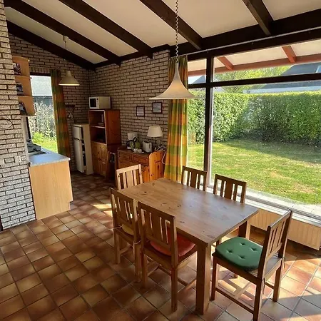Ferienhaus Knusse Op Park! *